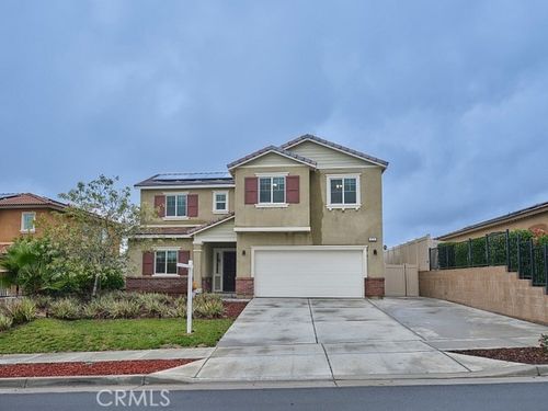 272 Country Club Dr, Calimesa, CA, 92320-1170 | Card Image
