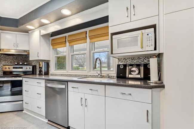 13 Lorimer St, House other with 3 bedrooms, 2 bathrooms and 7 parking in Fonthill ON | Image 12