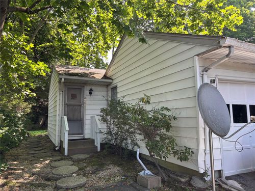 60 Polo Rd, Great Neck, NY, 11023-1028 | Card Image