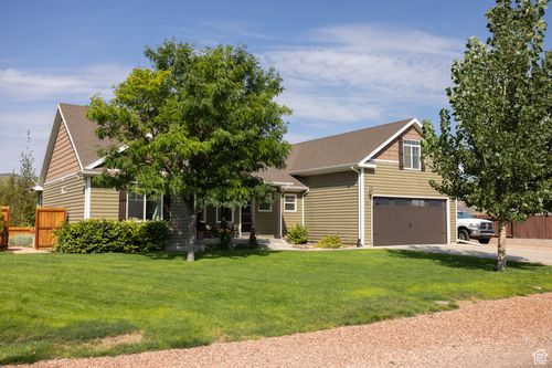 63 N 200 W, Central Valley, UT, 84754-3048 | Card Image