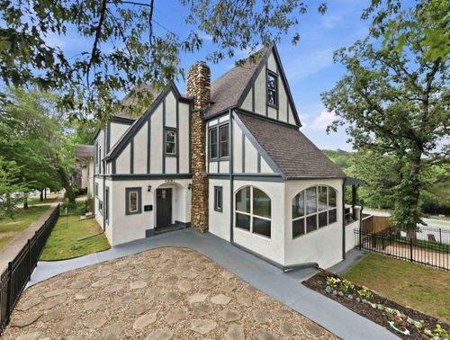 4001 Cedar Hill Rd, Little Rock, AR, 72205-3926 | Card Image