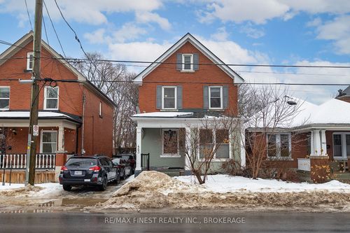 463 Victoria St, Kingston, ON, K7L3Z8 | Card Image