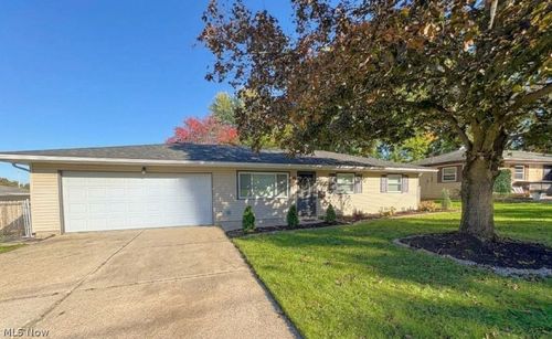 87 Idlewood Road, Austintown, OH, 44515 | Card Image