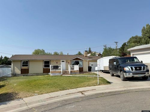 1335 Moose Ct, Kemmerer, WY, 83101-3523 | Card Image
