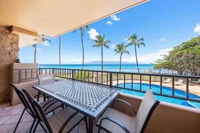 122 - 3601 Lower Honoapiilani Rd, Condo with 2 bedrooms, 2 bathrooms and null parking in Lahaina HI | Image 1