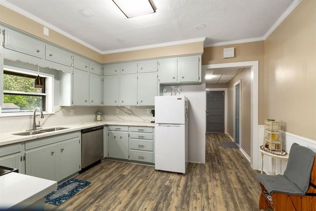 1501 S Austin St, House other with 2 bedrooms, 2 bathrooms and 2 parking in Brenham TX | Image 9