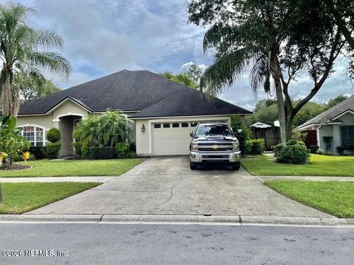 12221 Madison Creek Dr, JACKSONVILLE, FL, 32258-3304 | Card Image