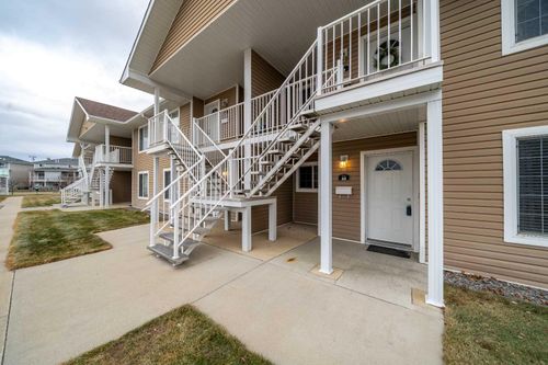 48 Northlands Lane Ne, Medicine Hat, AB, T1C0A8 | Card Image