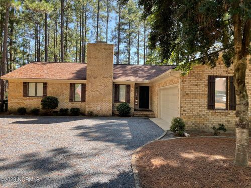 55 Salem Dr, Pinehurst, NC, 28374-8503 | Card Image