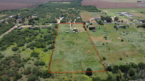 14526 Wisdom Rd, Atascosa, TX, 78002-4337 | Card Image