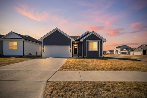 720 Pearl Dr, Ankeny, IA, 50021-1950 | Card Image