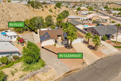1807 Escalera Cir, Bullhead City, AZ, 86442-6924 | Card Image