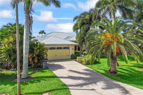 2030 Ne 25th Ter, Cape Coral, FL, 33909-4515 | Card Image