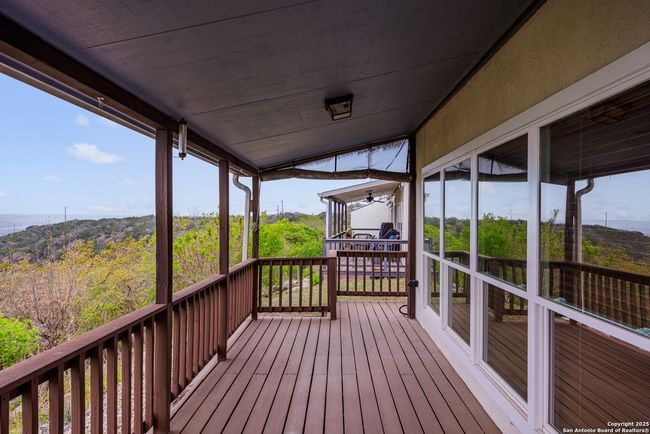 1030 - 1030 Edinburgh Dr, Condo with 2 bedrooms, 2 bathrooms and null parking in Kerrville TX | Image 4