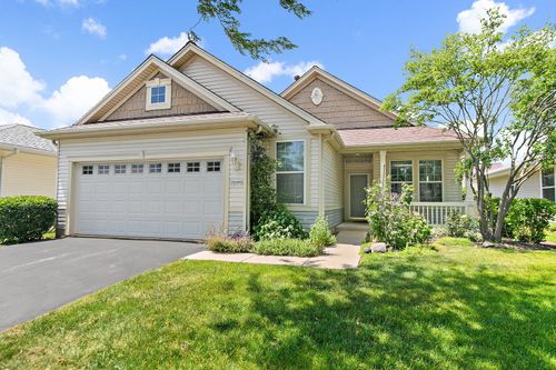 11773 Wildrose Dr, Huntley, IL, 60142-7604 | Card Image