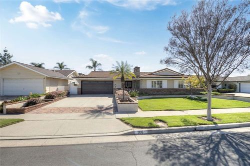 308 Somerset Dr, Placentia, CA, 92870-1940 | Card Image