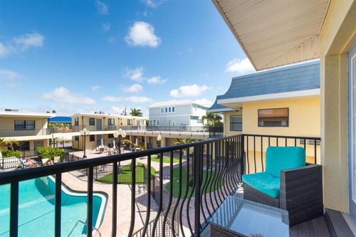 201-16333 Gulf Blvd, REDINGTON BEACH, FL, 33708-1541 | Card Image