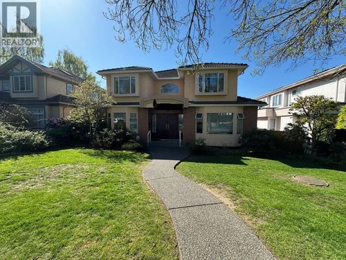 2400 W 19th Ave, Vancouver, BC, V6L | Card Image