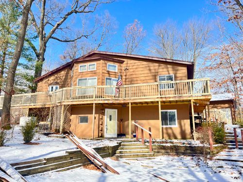 8092 Highland Trl, Stanwood, MI, 49346-9135 | Card Image
