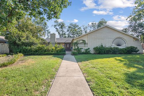 337 Town North Dr, Terrell, TX, 75160-5123 | Card Image