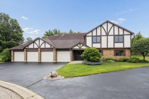 b-546 Banyon Ln, La Grange, IL, 60525-1909 | Card Image