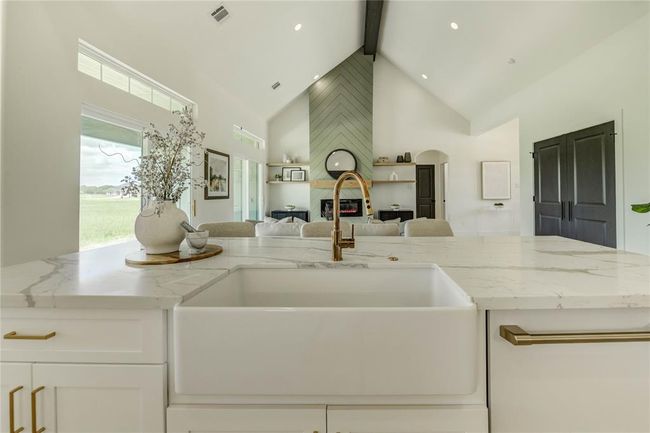 119 Trailblazer, House other with 6 bedrooms, 3 bathrooms and 2 parking in Angleton TX | Image 26