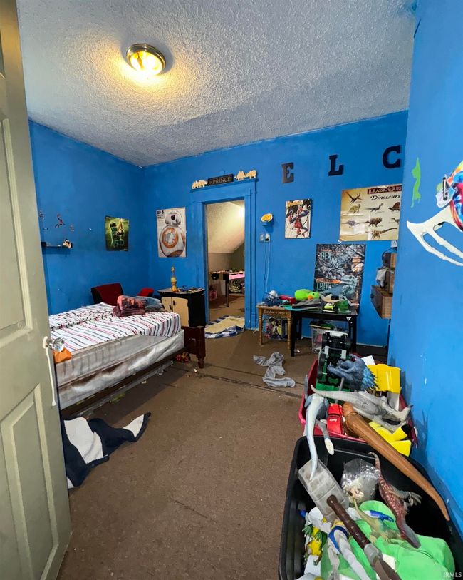2124 S Walnut St, Home with 3 bedrooms, 1 bathrooms and null parking in Muncie IN | Image 15