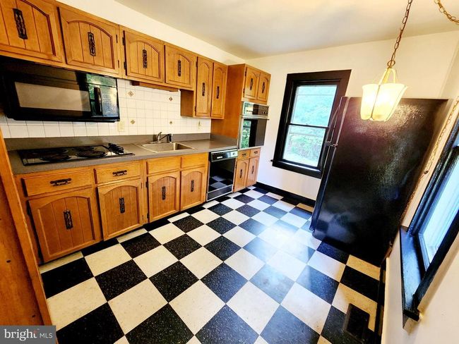 39501 Tollhouse Rd, House other with 3 bedrooms, 1 bathrooms and null parking in LOVETTSVILLE VA | Image 9