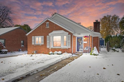720 Russet St, RACINE, WI, 53405-2358 | Card Image