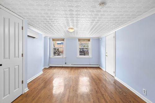 grdn-138 Erie St, JC, Downtown, NJ, 07302 | Card Image