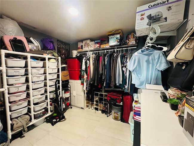 2376 Nw 55 Th St, House other with 4 bedrooms, 2 bathrooms and null parking in Miami FL | Image 16