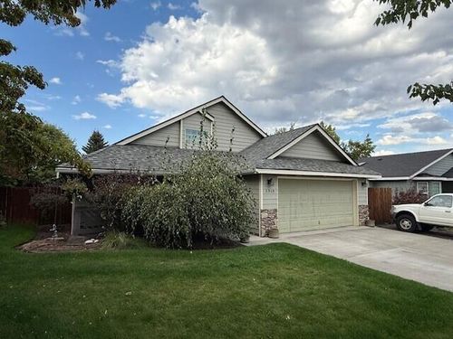 3310 Ne Mendenhall Dr, Bend, OR, 97701-8349 | Card Image