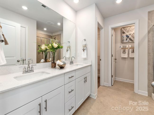 1 / 3Photo is not of the actual home, but is an inspirational photo of builder’s model home and may depict options, furnishings, and/or decorator features that are not included. | Image 10