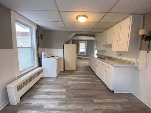 apt-1-47 Myrtle St, Claremont, NH, 03743-2594 | Card Image