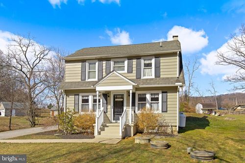 289 Kreis Ln, HELLAM, PA, 17406-8009 | Card Image
