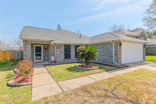 5125 Cotter Ln, Rosenberg, TX, 77471-6112 | Card Image