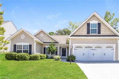 3365 Lilliefield Ln, High Point, NC, 27265-8720 | Card Image