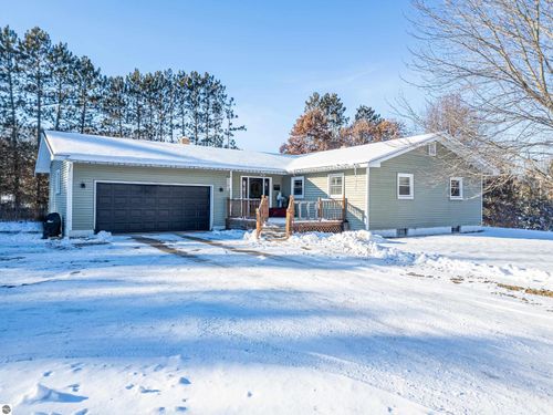 1575 Hi Acre Drive, Gladwin, MI, 48624 | Card Image