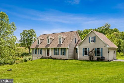 5415 Carper Farm Ln, HUME, VA, 22639-1757 | Card Image