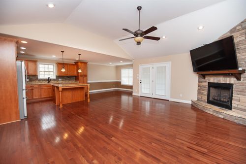 110 Allen Ct, Gaffney, SC, 29341-4874 | Card Image