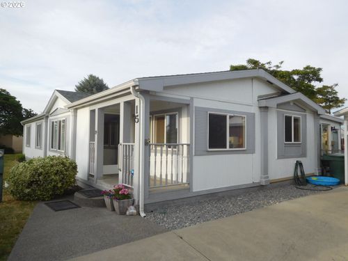 15-910 Cowl St, Milton-Freewater, OR, 97862-1691 | Card Image