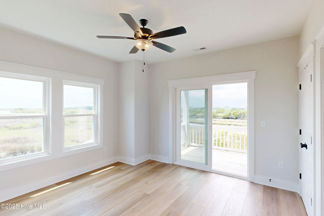 130 Sea Oaks Ct, Townhouse with 4 bedrooms, 4 bathrooms and null parking in N Topsail Beach NC | Image 57
