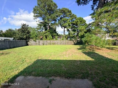 2218 Bridle Trl, Midway Park, NC, 28544-1615 | Card Image