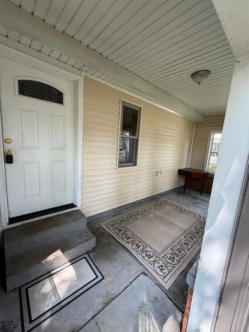 1207 Clinton St, Algonac, MI, 48001-1410 | Card Image