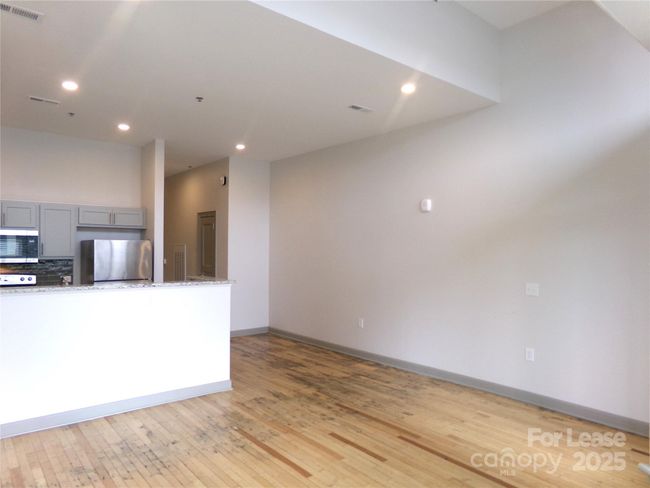 Plenty of dining space for informal or formal dining. Make it how you want it ! | Image 5