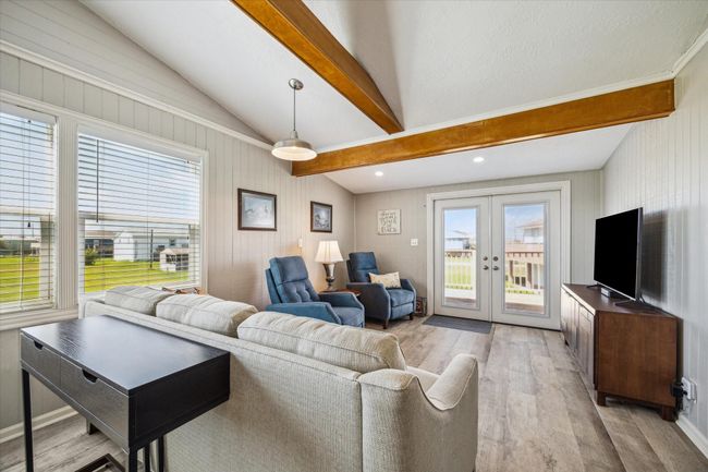 4014 2 Nd St, House other with 2 bedrooms, 1 bathrooms and 1 parking in Galveston TX | Image 11