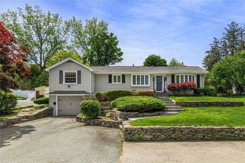 64 Dean St, Cranston, RI, 02920-1757 | Card Image