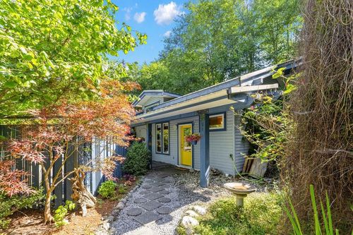 4174 Sunshine Coast Highway, Sechelt, BC, V7Z0A4 | Card Image