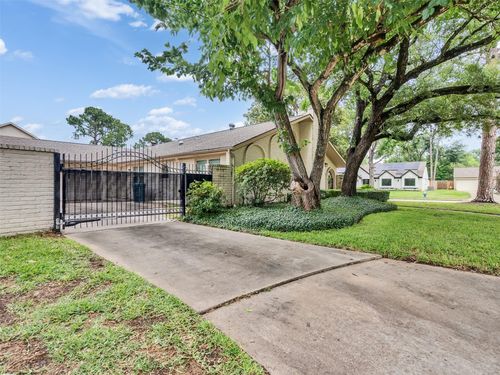 2227 Parana Drive, Houston, TX, 77080 | Card Image
