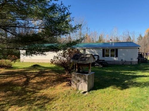 535 Cooper Hill Rd, Hyde Park, VT, 05655-9478 | Card Image